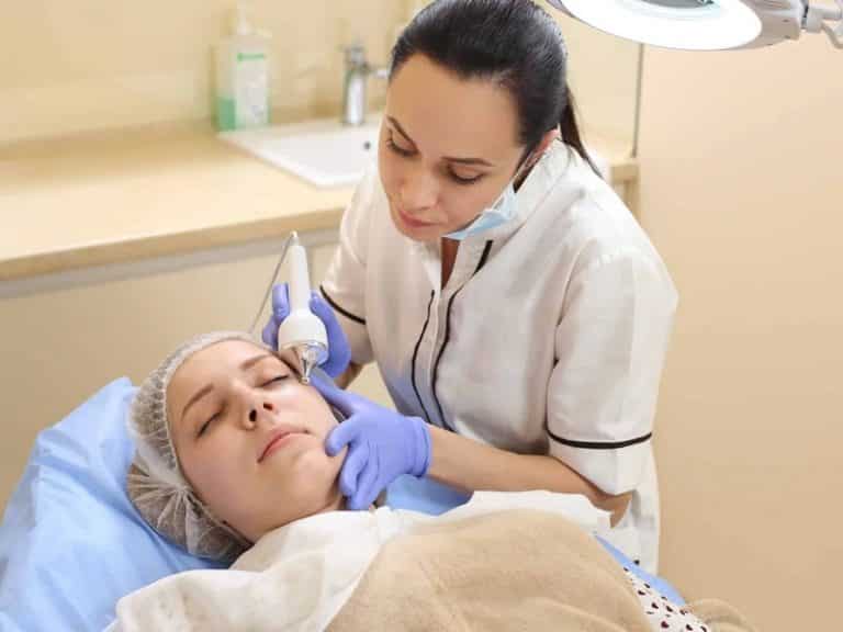 Top 12 Proves You Should Try Microcurrent Facelift|Skin Care>Professional Skin Care